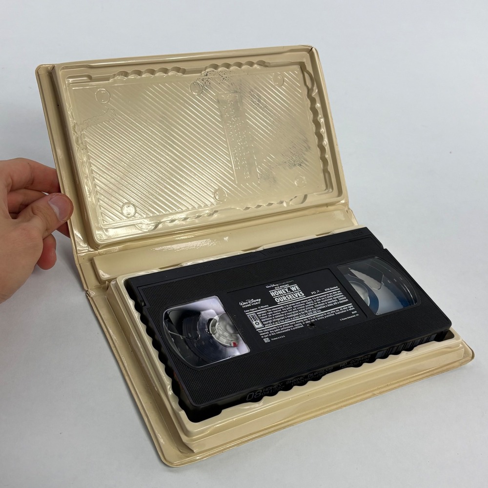 Honey We Shrunk Ourselves VHS Disney Rick Moranis 1997 Clamshell Case 8007 - Picture 7 of 9